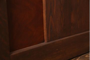 古民具・骨董　ケヤキ材・ヒノキ材　亀甲金網　巾着金具　上質な作りの格子蔵戸(建具、引き戸、玄関戸)