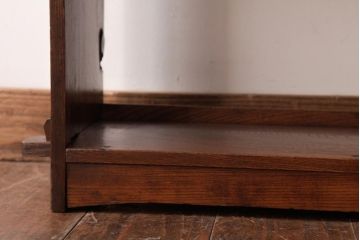 レトロ家具　昭和初期　栓材　楔(くさび)留め　レトロな雰囲気漂う本棚(飾り棚、陳列棚)