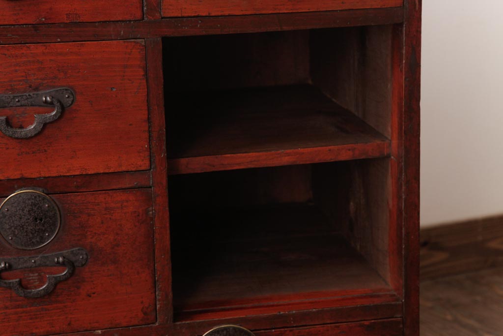 アンティーク家具　古民具　明治期　檜材　漆塗り　趣きと味わいが魅力的な時代箪笥(引き出し)