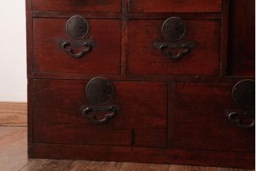 アンティーク家具　古民具　明治期　檜材　漆塗り　趣きと味わいが魅力的な時代箪笥(引き出し)