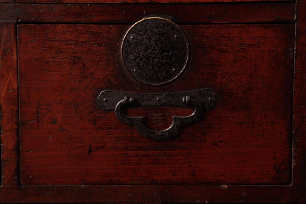 アンティーク家具　古民具　明治期　檜材　漆塗り　趣きと味わいが魅力的な時代箪笥(引き出し)