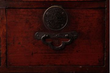 アンティーク家具　古民具　明治期　檜材　漆塗り　趣きと味わいが魅力的な時代箪笥(引き出し)