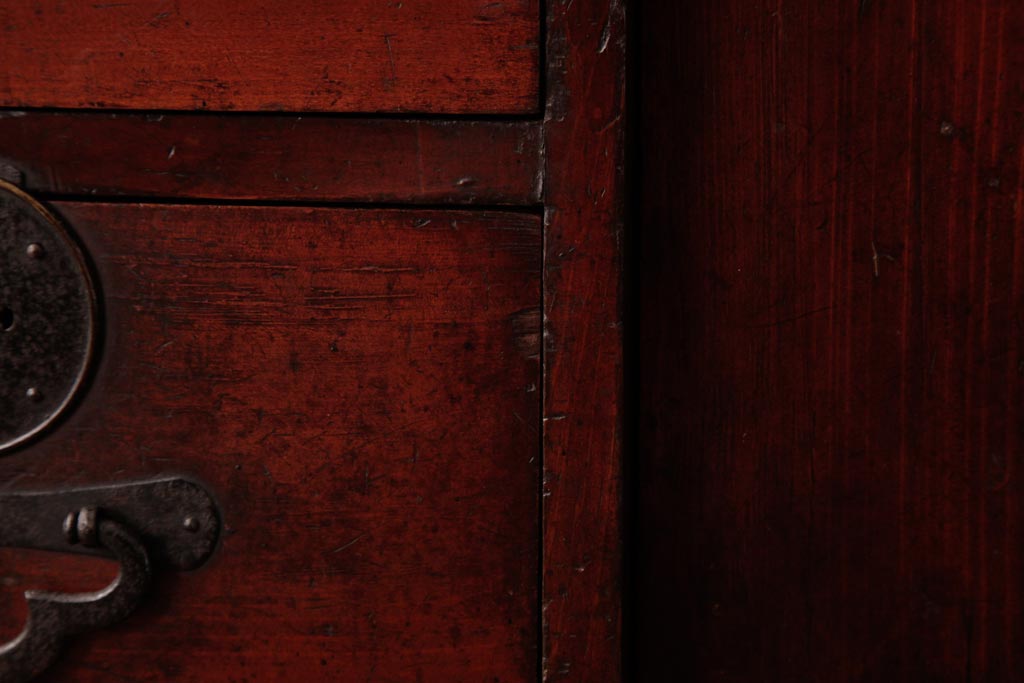 アンティーク家具　古民具　明治期　檜材　漆塗り　趣きと味わいが魅力的な時代箪笥(引き出し)