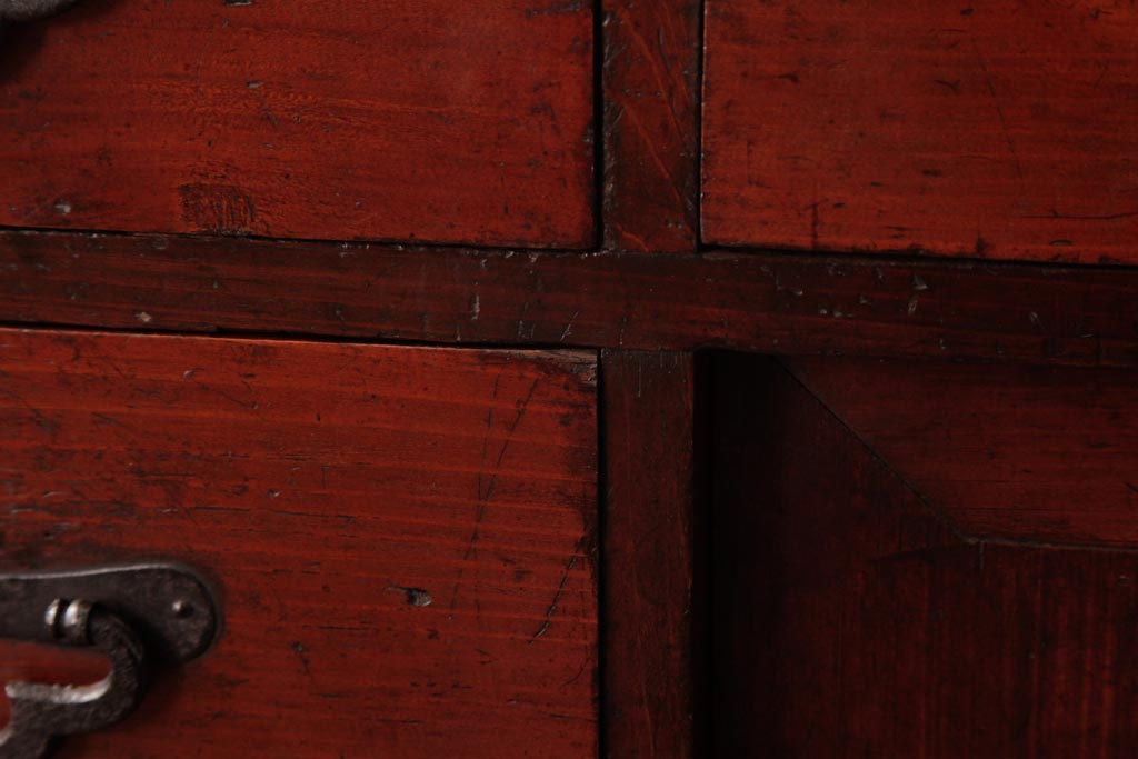 アンティーク家具　古民具　明治期　檜材　漆塗り　趣きと味わいが魅力的な時代箪笥(引き出し)