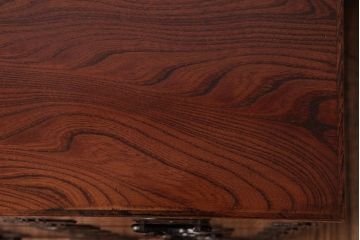 中古　岩谷堂箪笥　桐紋　小振りで取り入れやすい整理箪笥(縦型チェスト、桐箪笥、桐たんす)(定価約28万円)