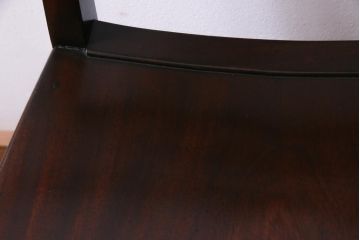 アンティーク家具　フランスアンティーク　マホガニー材　艶を帯びた滑らかな木肌が上品な板座チェア(ダイニングチェア、椅子)(1)