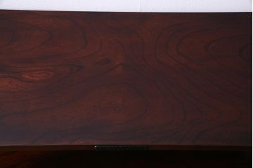 中古　岩谷堂箪笥　堅牢な雰囲気漂う和モダンな飾り棚(茶棚)