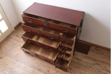 アンティーク家具　極上品　古民具・骨董　明治大正期　前面欅材　アンティーク最上箪笥(衣装箪笥)