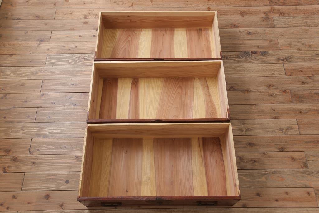 アンティーク家具　極上品　古民具・骨董　明治大正期　前面欅材　アンティーク最上箪笥(衣装箪笥)