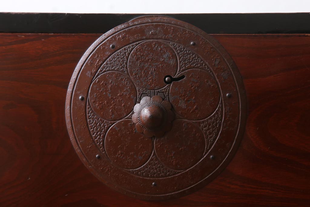 アンティーク家具　極上品　古民具・骨董　明治大正期　前面欅材　アンティーク最上箪笥(衣装箪笥)