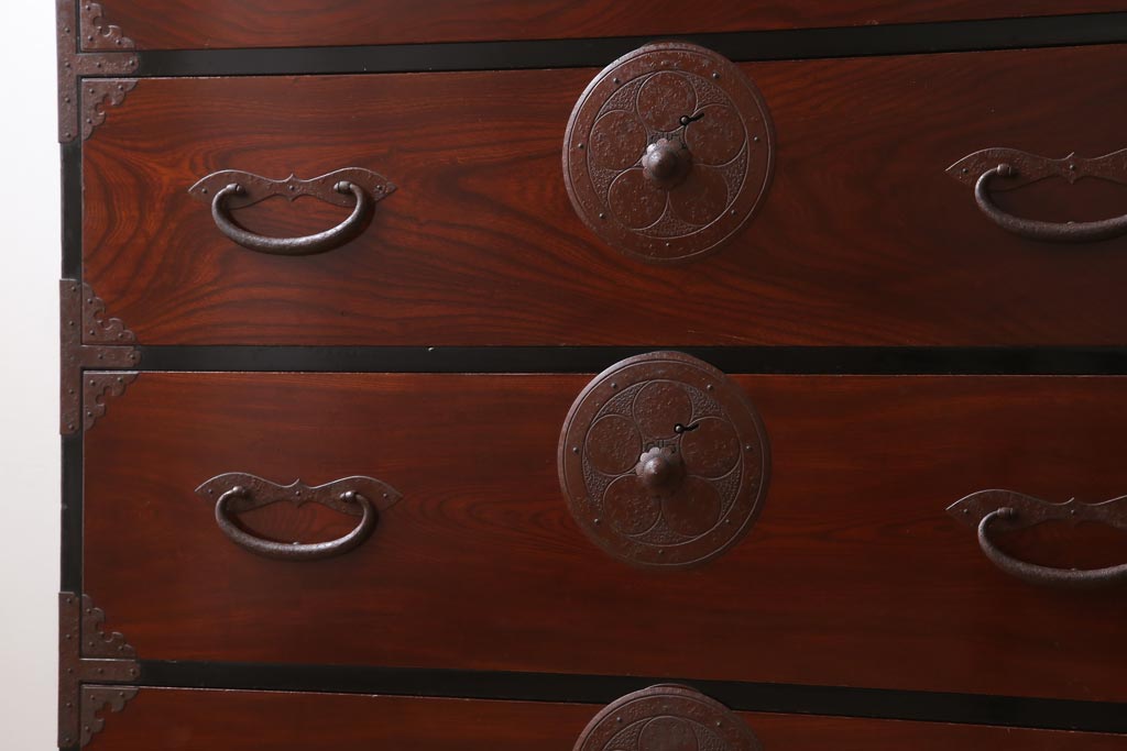 アンティーク家具　極上品　古民具・骨董　明治大正期　前面欅材　アンティーク最上箪笥(衣装箪笥)