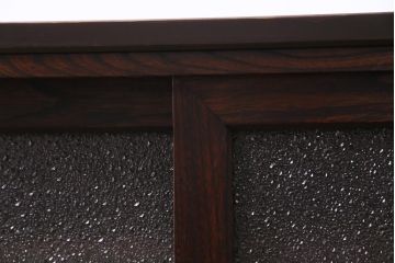 アンティーク家具　昭和初期　前面ケヤキ材　鉄脚リメイク　シンプルな引手が上品なリビングボード(戸棚)