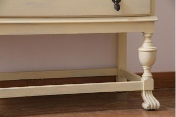 イギリスアンティーク　ペイント家具　優しげで柔らかな雰囲気が魅力的なライティングビューロー(机、在宅ワーク、在宅用デスク、引き出し)