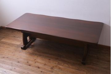 ヴィンテージ家具　ビンテージ　オーク材　楔(くさび)式　シックで落ち着いた雰囲気が魅力的なダイニングテーブル