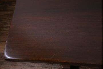 ヴィンテージ家具　ビンテージ　オーク材　楔(くさび)式　シックで落ち着いた雰囲気が魅力的なダイニングテーブル