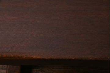 ヴィンテージ家具　ビンテージ　オーク材　楔(くさび)式　シックで落ち着いた雰囲気が魅力的なダイニングテーブル