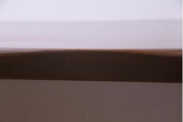 ヴィンテージ家具　ビンテージ　オーク材　楔(くさび)式　シックで落ち着いた雰囲気が魅力的なダイニングテーブル