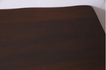 ヴィンテージ家具　ビンテージ　オーク材　楔(くさび)式　シックで落ち着いた雰囲気が魅力的なダイニングテーブル