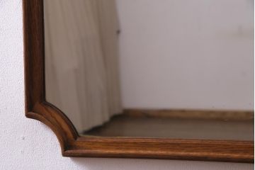アンティーク雑貨　ベルギービンテージ　上品な雰囲気を感じさせるウォールミラー(壁掛け鏡)