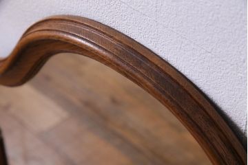 アンティーク雑貨　ベルギービンテージ　上品な雰囲気を感じさせるウォールミラー(壁掛け鏡)