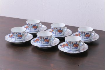 中古　十二代今泉今右衛門　四季折々の花が素敵なカップ&ソーサー6客セット