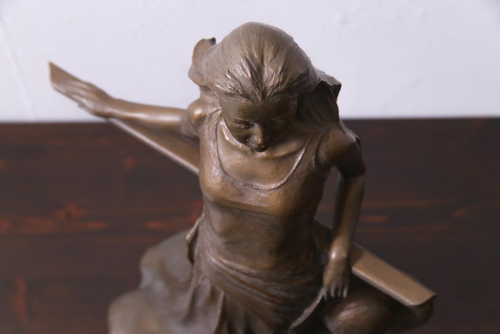 大道寺光弘作　ブロンズ像　藍色の風 大道寺光弘 『藍色の風』 ｜骨董品買取 緑和堂