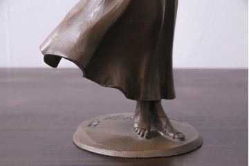 アンティーク雑貨　大道寺光弘　作品名「藍色の風」　ブロンズ像
