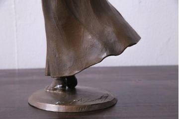 アンティーク雑貨　大道寺光弘　作品名「藍色の風」　ブロンズ像