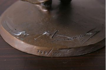 アンティーク雑貨　大道寺光弘　作品名「藍色の風」　ブロンズ像