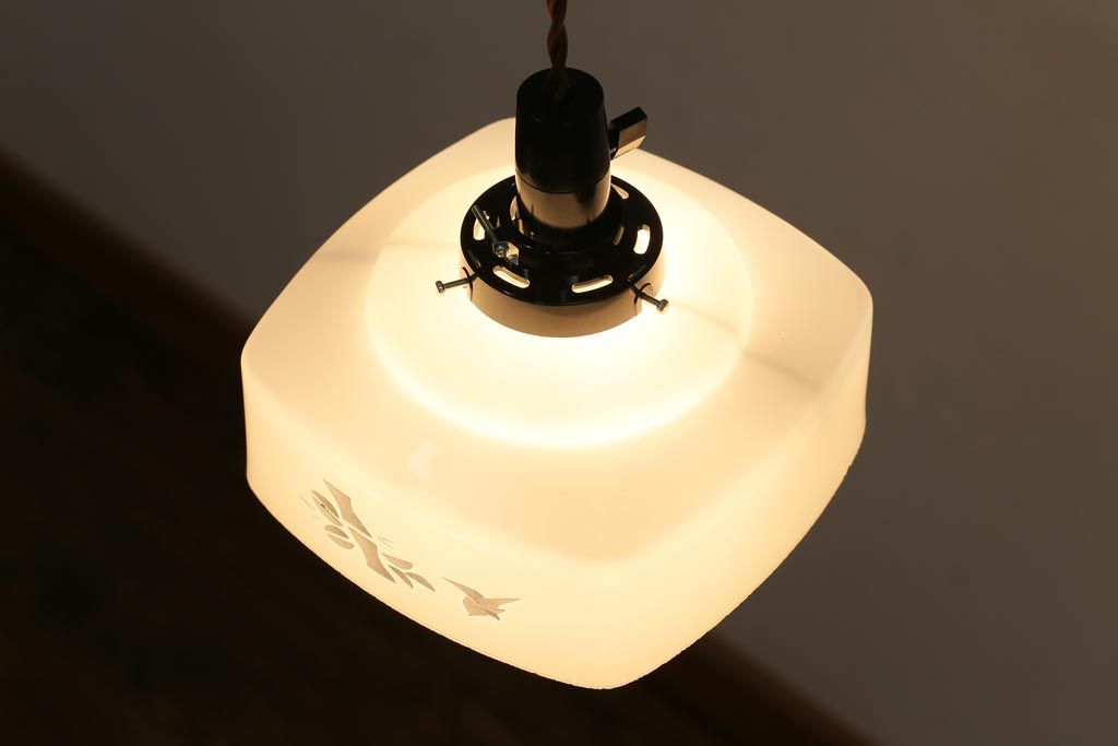 和製アンティーク　切子　四角いフォルムがレトロな雰囲気醸し出すペンダントライト(天井照明、吊り下げ照明)