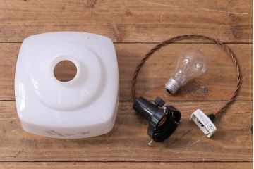 和製アンティーク　切子　四角いフォルムがレトロな雰囲気醸し出すペンダントライト(天井照明、吊り下げ照明)