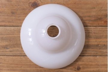 昭和初期　つるりとしたフォルムと質感が魅力のペンダントライト(天井照明、電笠)