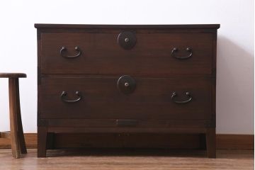 リメイク家具　総桐材　銅金具　趣きあふれる佇まいが魅力的な時代箪笥ローチェスト(リビングボード、衣装箪笥、引き出し、桐箪笥、桐たんす)