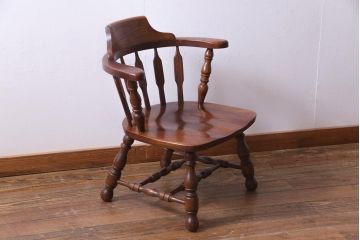 ヴィンテージ家具　国産ビンテージ　ナラ材　座面低め　男前な雰囲気漂うスモーカーズボウ(板座チェア、椅子、ダイニングチェア)