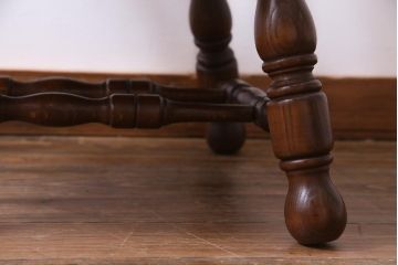 ヴィンテージ家具　国産ビンテージ　ナラ材　座面低め　男前な雰囲気漂うスモーカーズボウ(板座チェア、椅子、ダイニングチェア)