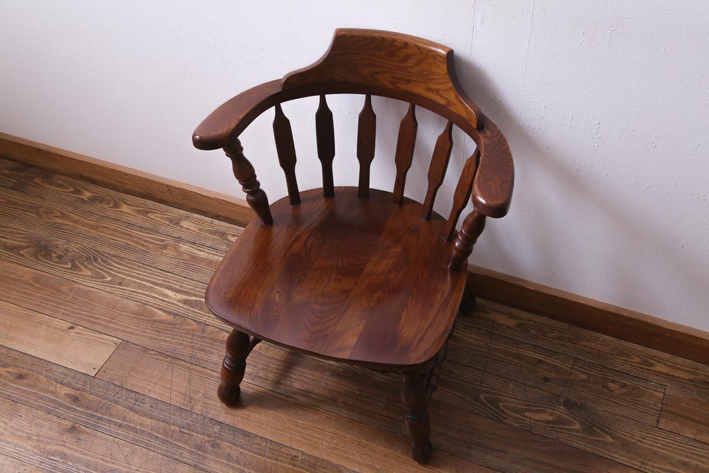 ヴィンテージ家具　国産ビンテージ　ナラ材　座面低め　男前な雰囲気漂うスモーカーズボウ(板座チェア、椅子、ダイニングチェア)(2)