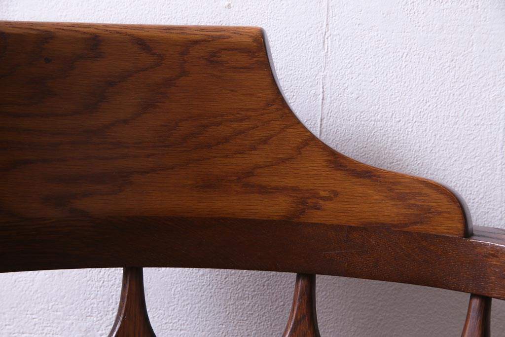 ヴィンテージ家具　国産ビンテージ　ナラ材　座面低め　男前な雰囲気漂うスモーカーズボウ(板座チェア、椅子、ダイニングチェア)(2)