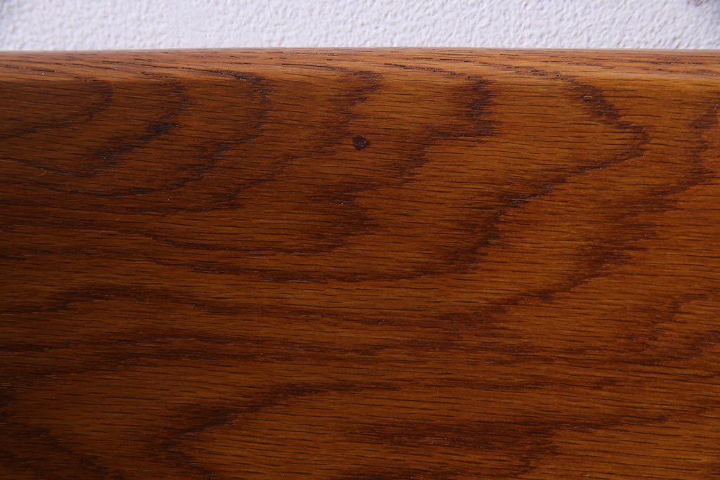 ヴィンテージ家具　国産ビンテージ　ナラ材　座面低め　男前な雰囲気漂うスモーカーズボウ(板座チェア、椅子、ダイニングチェア)(2)