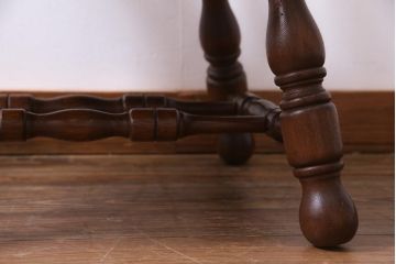 ヴィンテージ家具　国産ビンテージ　ナラ材　座面低め　男前な雰囲気漂うスモーカーズボウ(板座チェア、椅子、ダイニングチェア)(2)