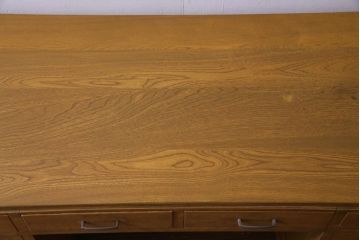 アンティーク家具　昭和中期　モールガラス入り　ナラ材　懐かしさ漂う明るい木色の両袖デスク(作業台、机、在宅ワーク、在宅用)