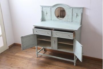 アンティーク家具　フランスアンティーク　シャビーな風合いがおしゃれな鏡付きのペイントサイドボード(ドレッシングチェスト)