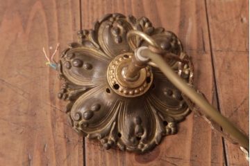 ベルギー　金属製　洗練されたつくりと大振りサイズが豪華なビンテージの15灯シャンデリア(天井照明、吊り下げ照明)