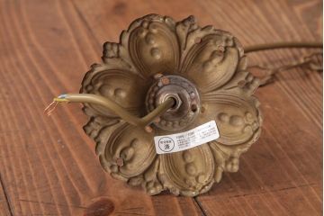 ベルギー　金属製　洗練されたつくりと大振りサイズが豪華なビンテージの15灯シャンデリア(天井照明、吊り下げ照明)