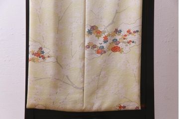 アンティーク雑貨　中古　山本幸三郎作　輪島塗　梨地蔦蒔絵　上品な高級感漂う姿見(鏡、ミラー)