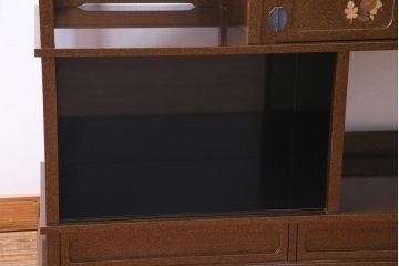 中古　山本幸三郎　輪島塗　梨地　研ぎ出し蒔絵　草花の図　飾棚(飾り棚、茶棚)(定価約300万円)