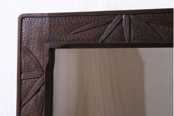 中古　伝統工芸　軽井沢彫り　情緒あふれる竹の意匠が見事なドレッサー(鏡台、ミラー)