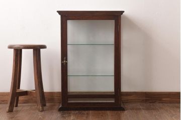 レトロ家具　イギリスアンティーク　マホガニー材　卓上　レトロな佇まいがお洒落なガラスケース(ショーケース、陳列棚)