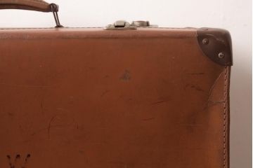 イギリスアンティーク　CHENEY(チェイニー)　レトロな魅力が漂うトランク(鞄、カバン、ディスプレイ)