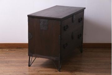 アンティーク家具　和製アンティーク　前面桐材　リメイク　渋くて格好良い鉄脚付き箪笥リビングボード(テレビ台、アンティークチェスト、引き出し、桐箪笥、桐たんす)(1)