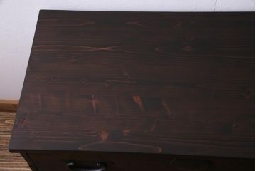 アンティーク家具　大正昭和初期　前面桐材　脚付リメイク　丸金具が印象的な3段箪笥リビングボード(テレビ台、アンティークチェスト、引き出し、桐箪笥、桐たんす)